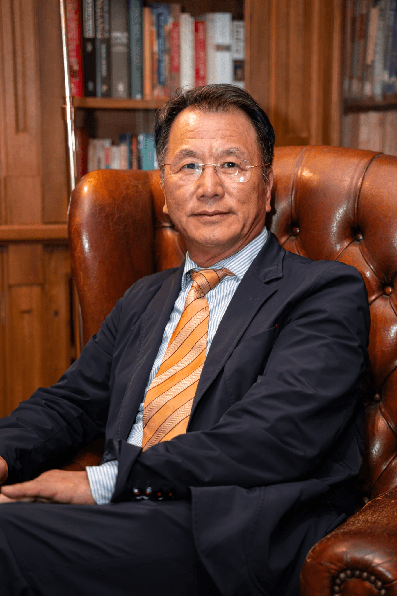 Harry Hwang